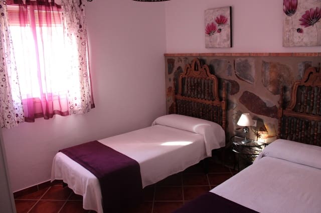 2 sypialnia Finka/Dom wiejski na sprzedaż w El Gastor - 320 000 € (Ref: 7570323)