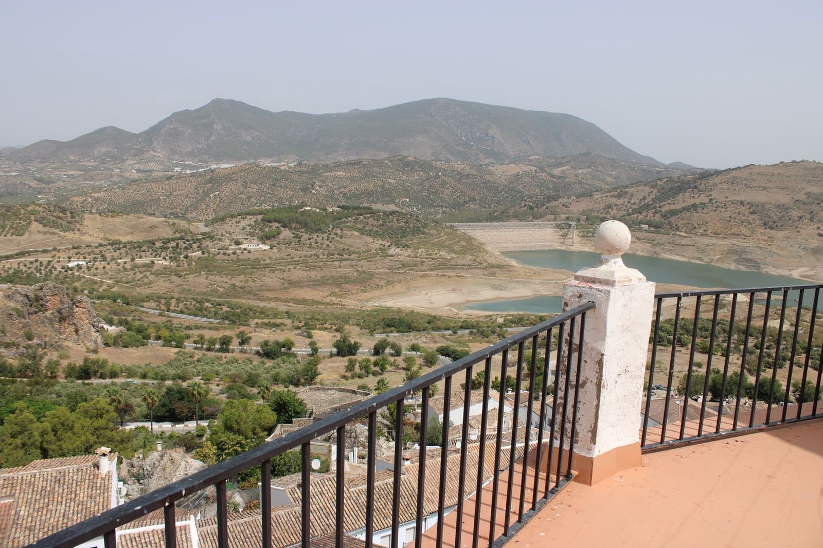 5 soverom Hus til salgs i Zahara de la Sierra - € 170 000 (Ref: 7742540)