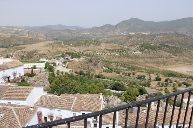 5 makuuhuone Omakotitalo myytävänä paikassa Zahara de la Sierra - 170 000 € (Ref: 7742540)