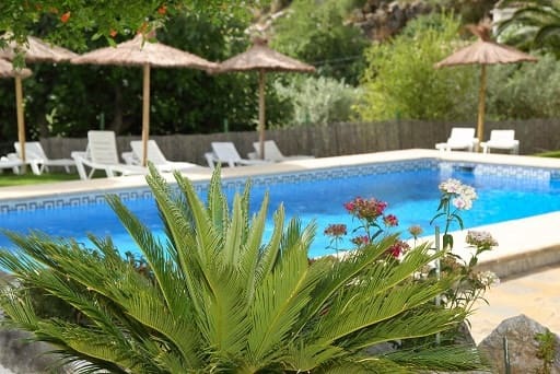 17 bedroom Hotel for sale in Montejaque with pool - € 1,200,000 (Ref: 8882004)