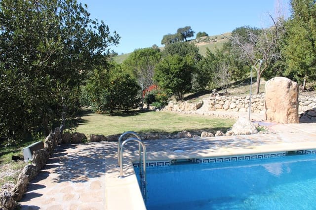 3 soveværelse Finca/Landehus til salg i El Gastor med swimmingpool - € 2.100.000 (Ref: 8882005)