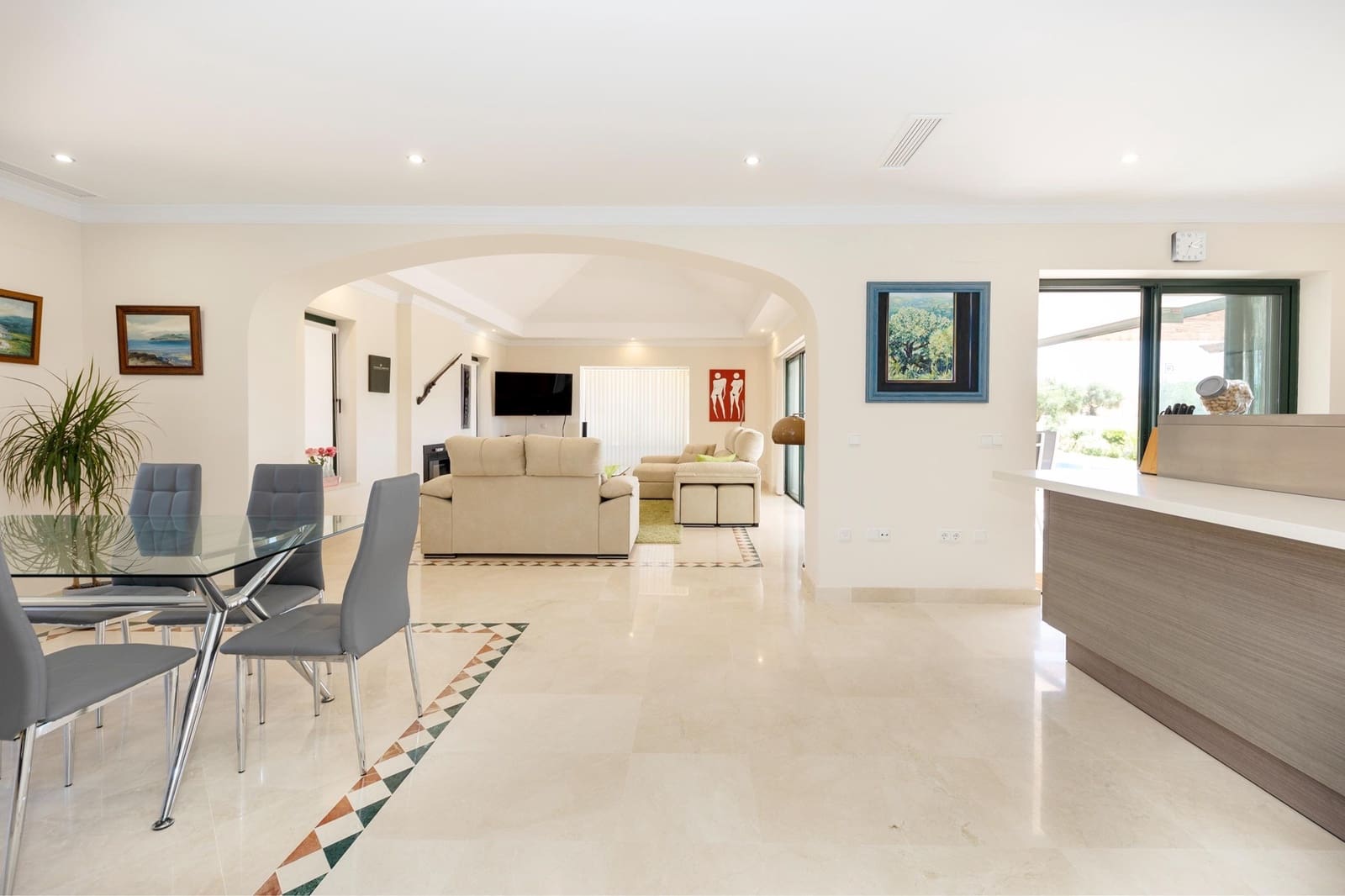 5 soveværelse Finca/Landehus til salg i Arcos de la Frontera med swimmingpool - € 795.000 (Ref: 8882006)