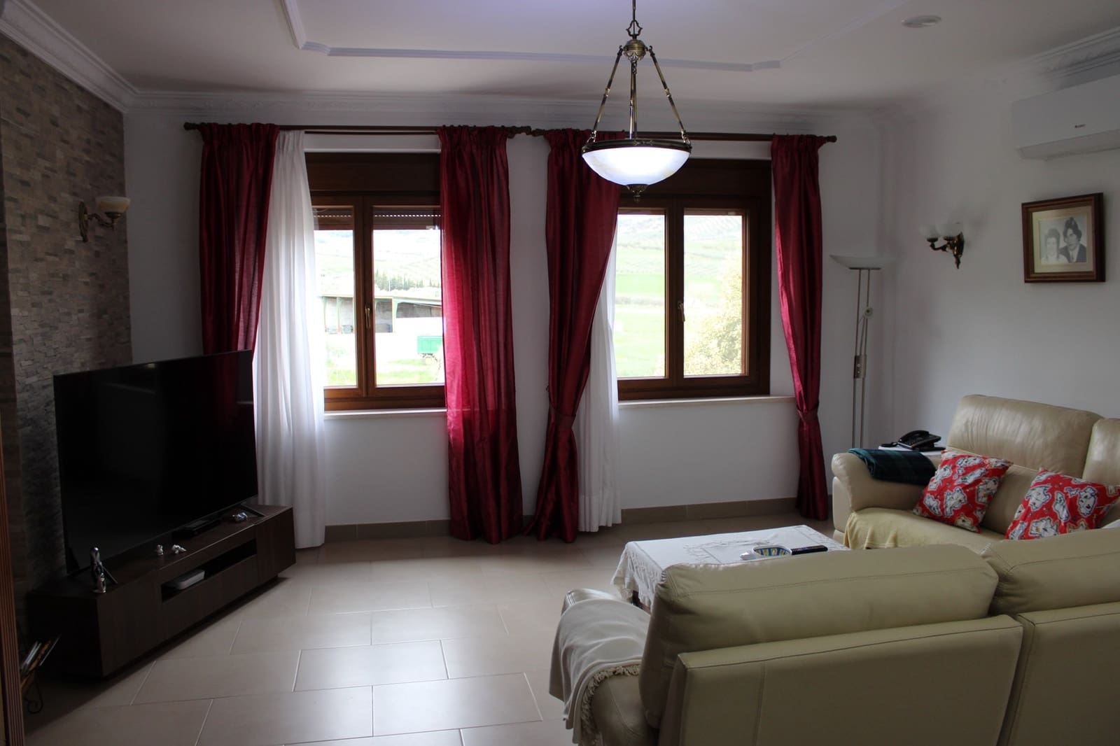 5 soveværelse Finca/Landehus til salg i Cuevas del Becerro - € 680.000 (Ref: 8882267)