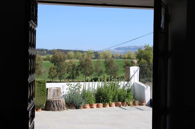 5 bedroom Finca/Country House for sale in Ronda - € 450,000 (Ref: 8882268)