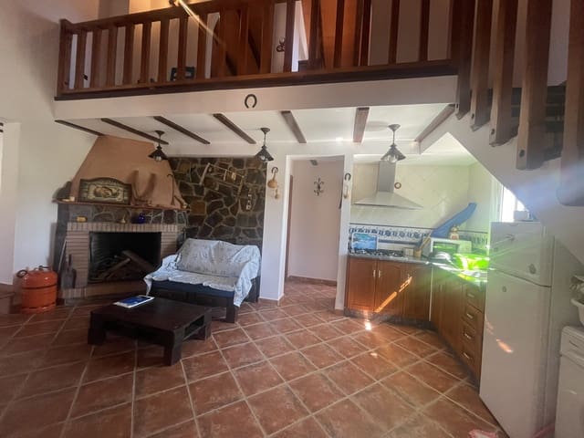 3 soveværelse Finca/Landehus til salg i El Burgo med swimmingpool - € 235.000 (Ref: 8912288)