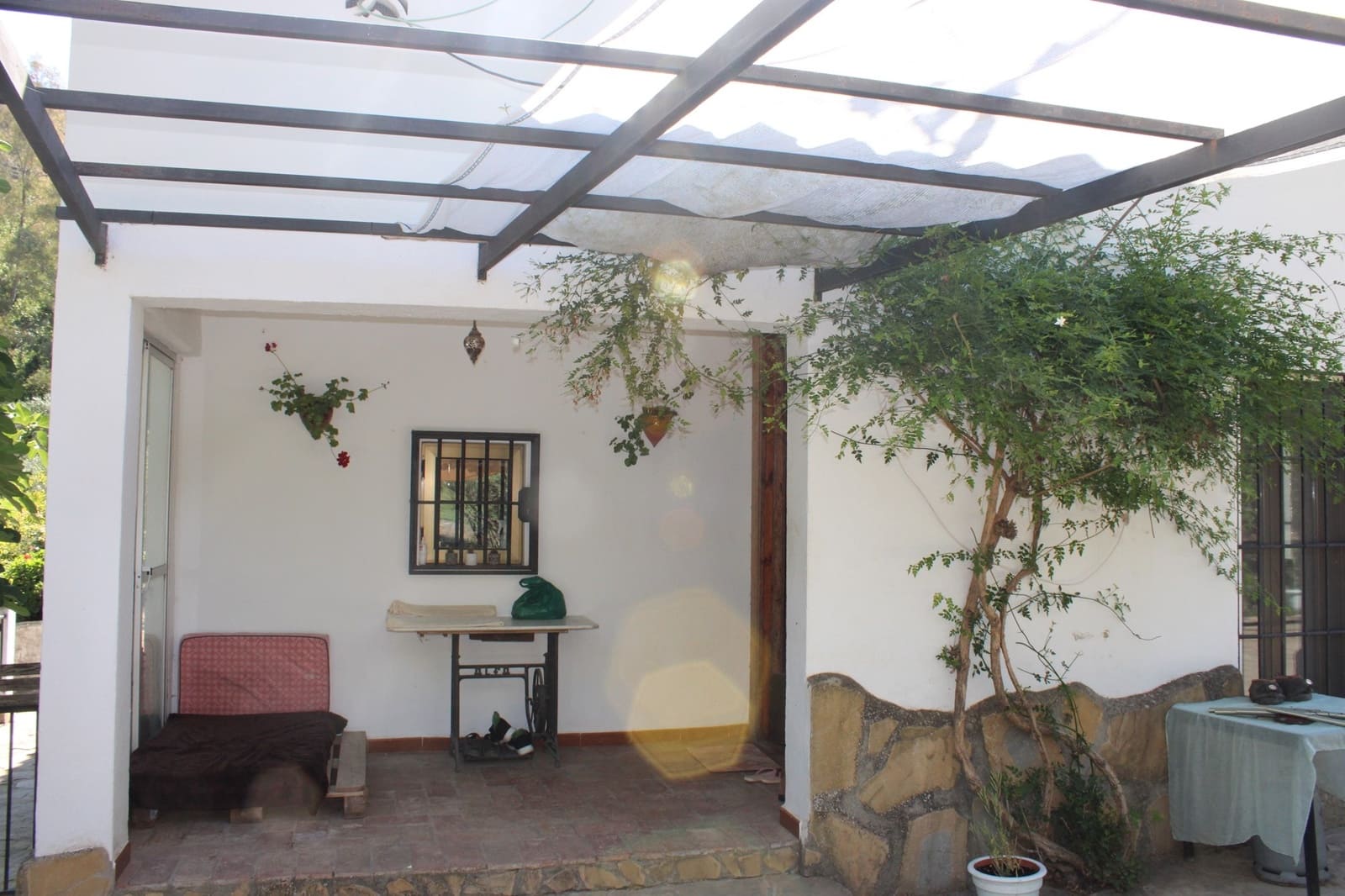 6 slaapkamer Finca/Landhuis te koop in Zahara de la Sierra met zwembad - € 480.000 (Ref: 8912292)