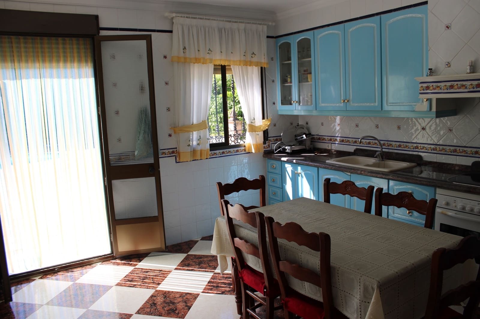 5 slaapkamer Finca/Landhuis te koop in Setenil de las Bodegas met zwembad - € 500.000 (Ref: 8912295)