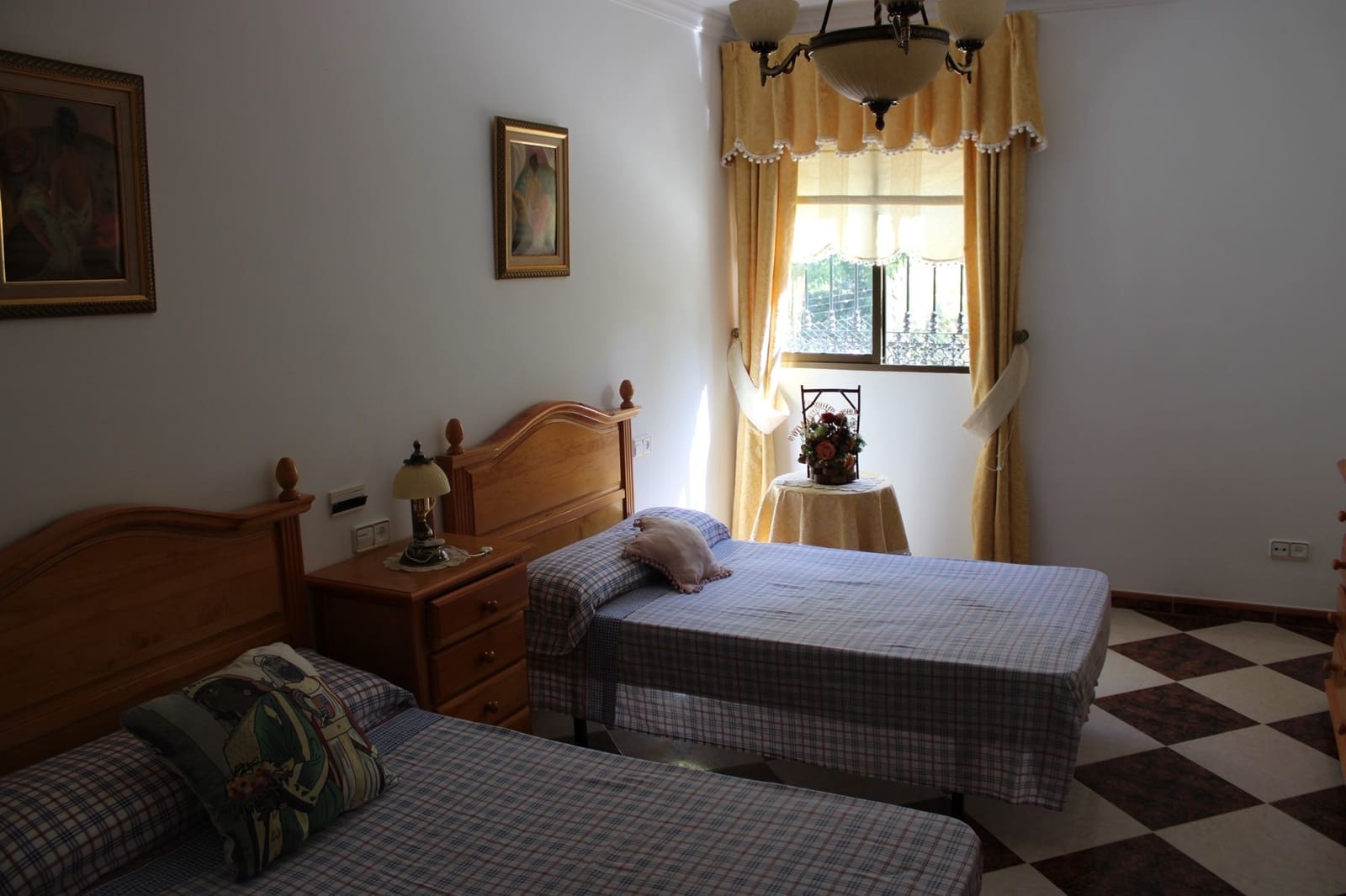 5 slaapkamer Finca/Landhuis te koop in Setenil de las Bodegas met zwembad - € 500.000 (Ref: 8912295)