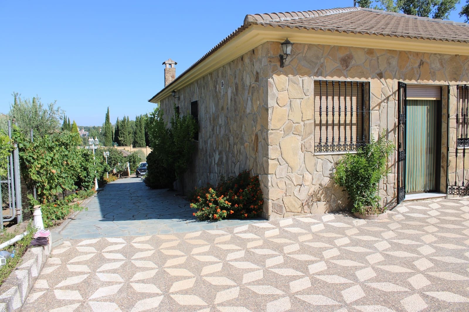 5 slaapkamer Finca/Landhuis te koop in Setenil de las Bodegas met zwembad - € 500.000 (Ref: 8912295)