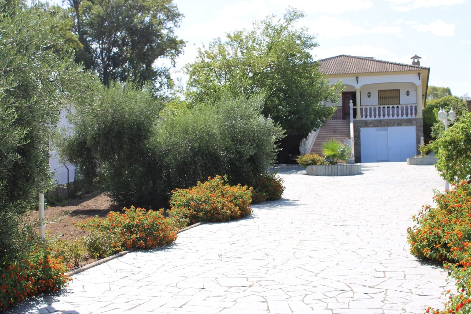 5 slaapkamer Finca/Landhuis te koop in Setenil de las Bodegas met zwembad - € 500.000 (Ref: 8912295)