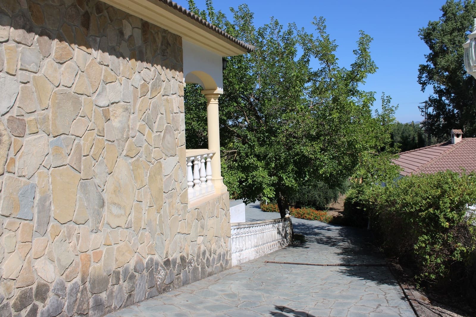 5 slaapkamer Finca/Landhuis te koop in Setenil de las Bodegas met zwembad - € 500.000 (Ref: 8912295)