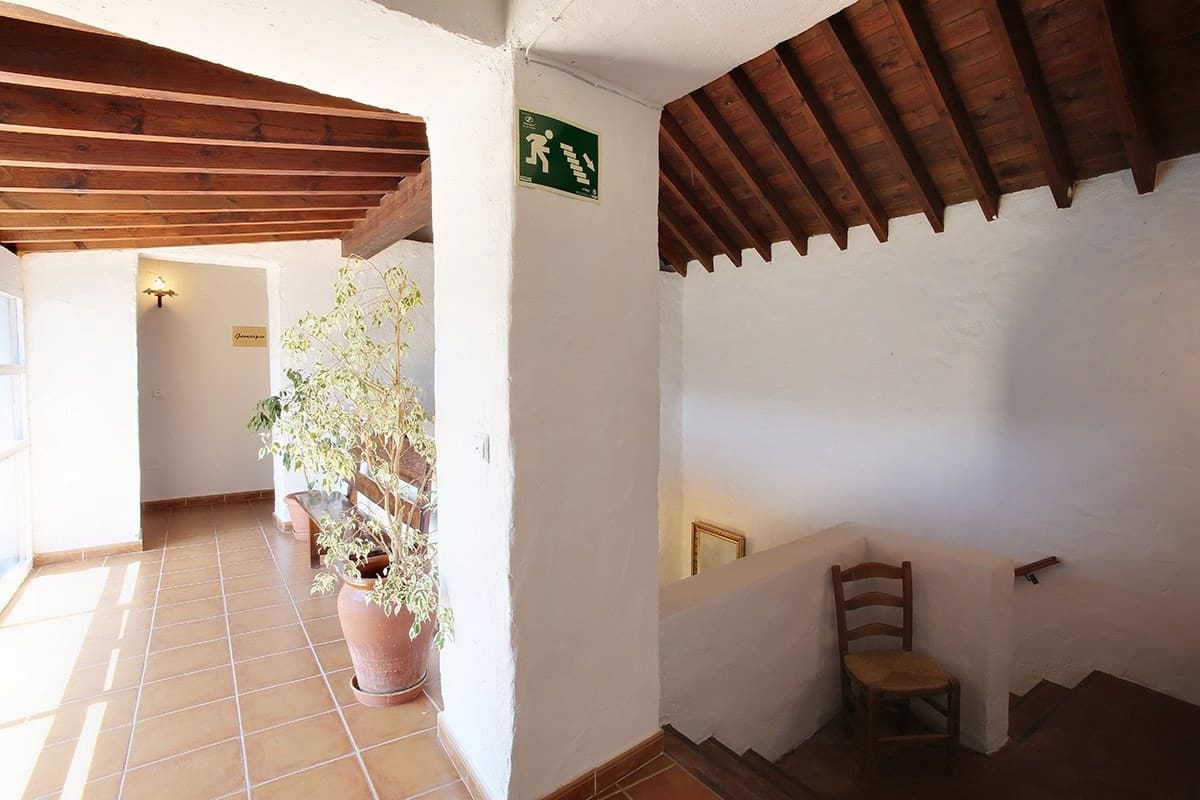 10 soveværelse Hotel til salg i Juzcar med swimmingpool - € 497.000 (Ref: 8912298)