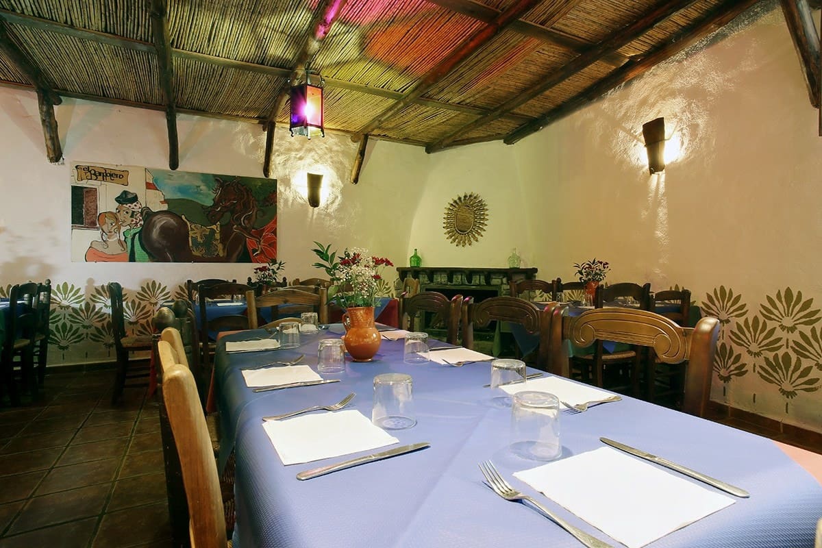 10 soveværelse Hotel til salg i Juzcar med swimmingpool - € 497.000 (Ref: 8912298)