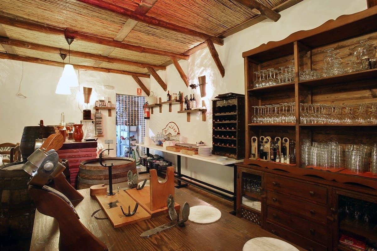 10 soveværelse Hotel til salg i Juzcar med swimmingpool - € 497.000 (Ref: 8912298)