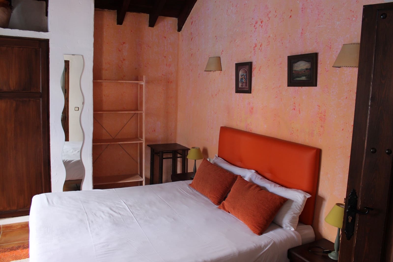 10 soveværelse Hotel til salg i Juzcar med swimmingpool - € 497.000 (Ref: 8912298)