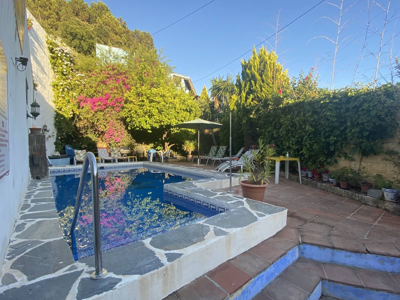 10 soveværelse Hotel til salg i Juzcar med swimmingpool - € 497.000 (Ref: 8912298)