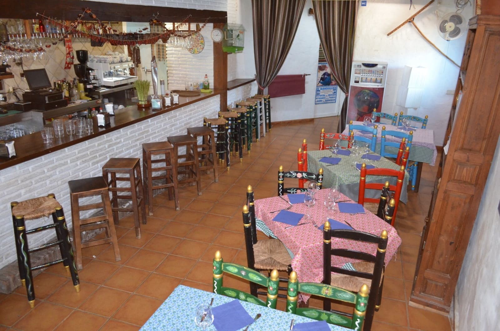 10 soveværelse Hotel til salg i Juzcar med swimmingpool - € 497.000 (Ref: 8912298)