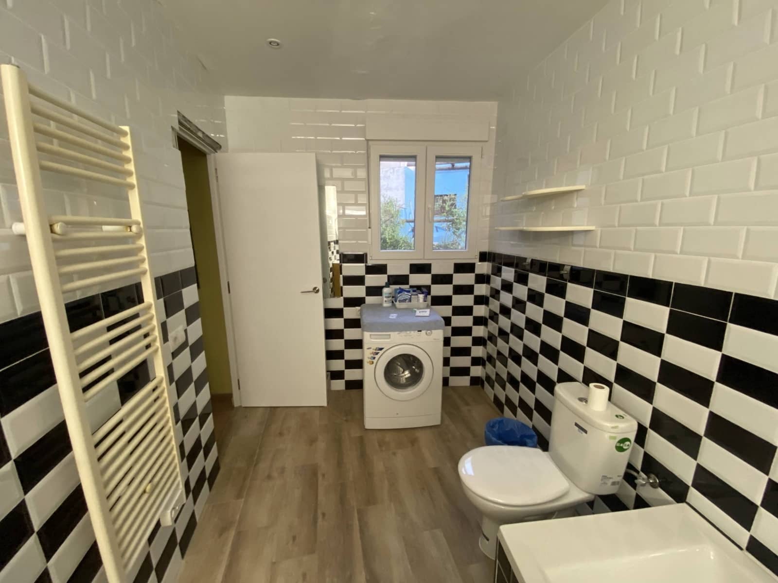 10 soveværelse Hotel til salg i Juzcar med swimmingpool - € 497.000 (Ref: 8912298)