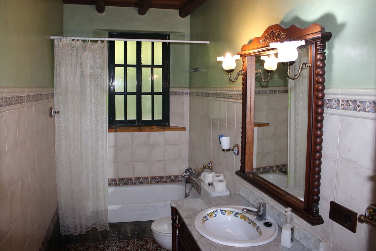 4 slaapkamer Finca/Landhuis te koop in Zahara de la Sierra met zwembad - € 530.000 (Ref: 8912300)