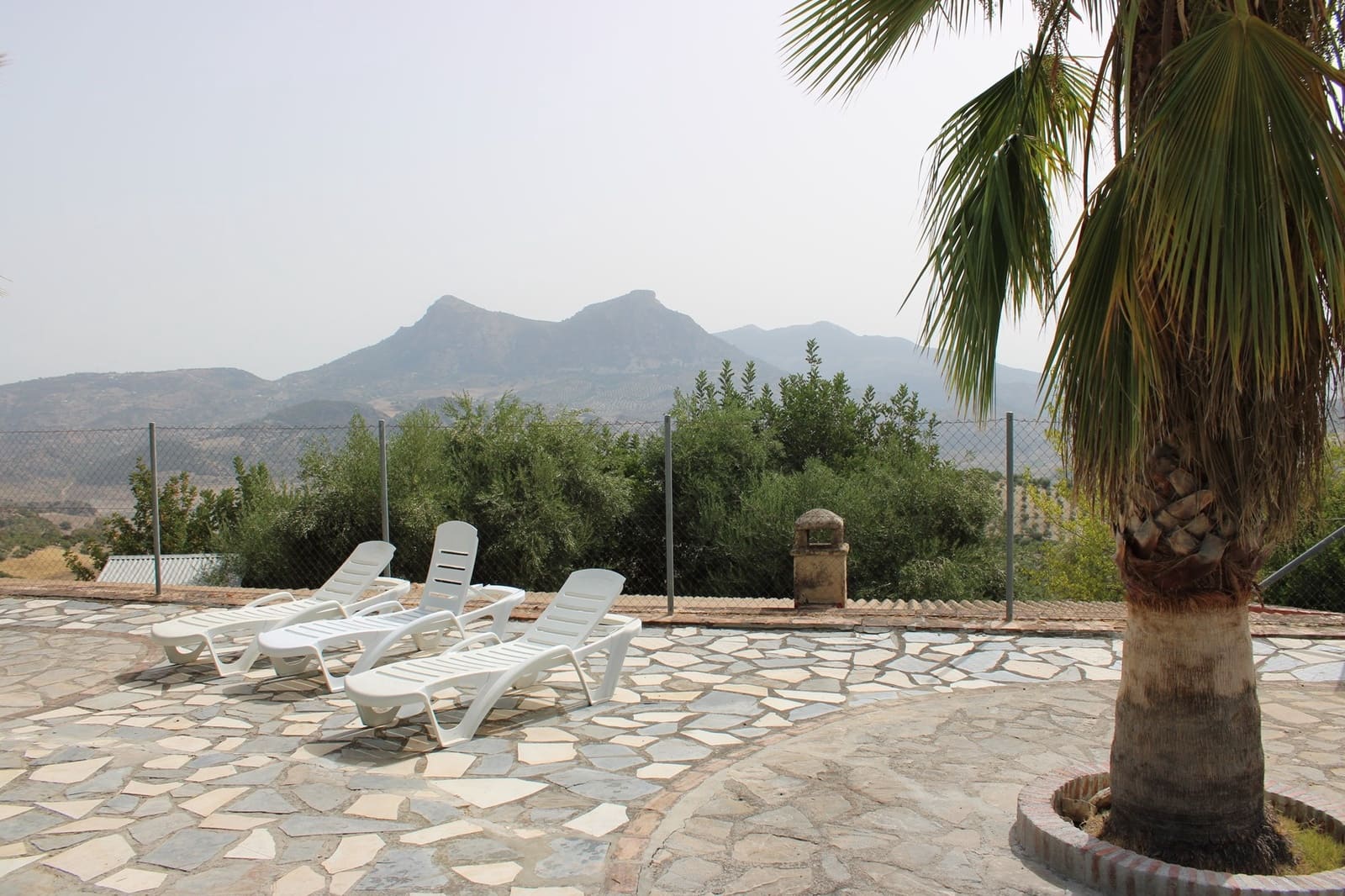 4 slaapkamer Finca/Landhuis te koop in Zahara de la Sierra met zwembad - € 530.000 (Ref: 8912300)