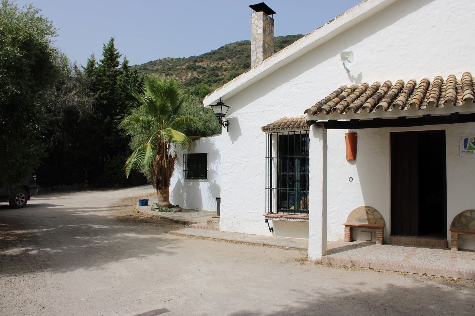 4 slaapkamer Finca/Landhuis te koop in Zahara de la Sierra met zwembad - € 530.000 (Ref: 8912300)