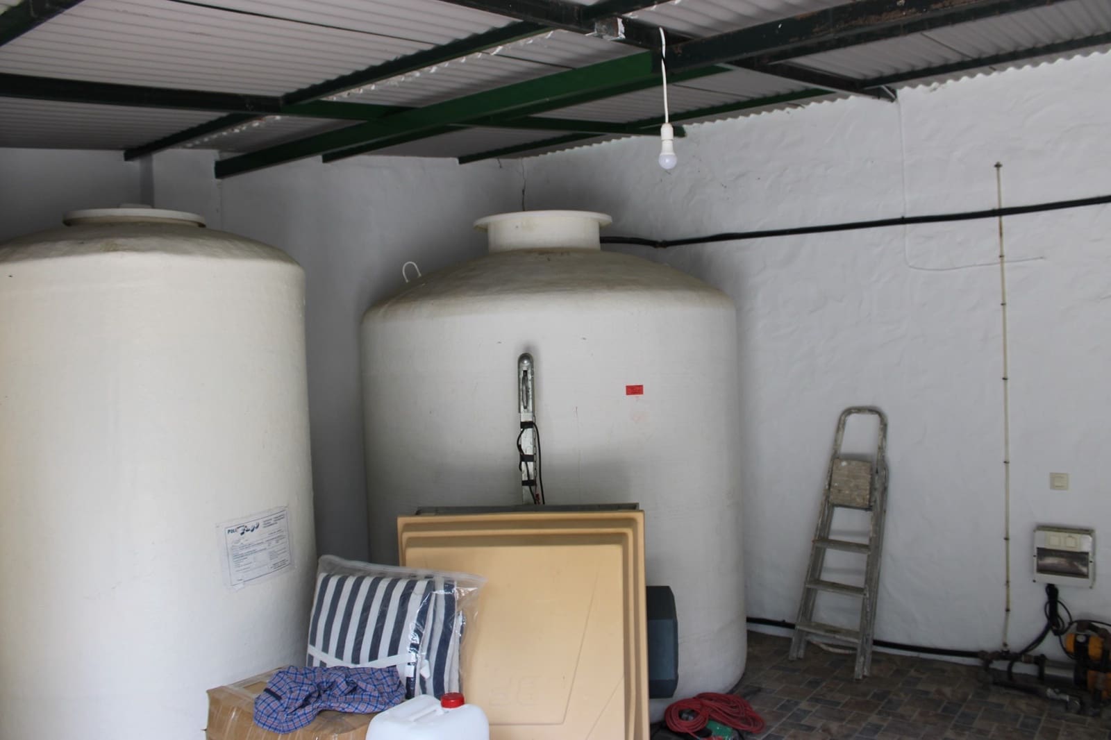 4 slaapkamer Finca/Landhuis te koop in Zahara de la Sierra met zwembad - € 530.000 (Ref: 8912300)