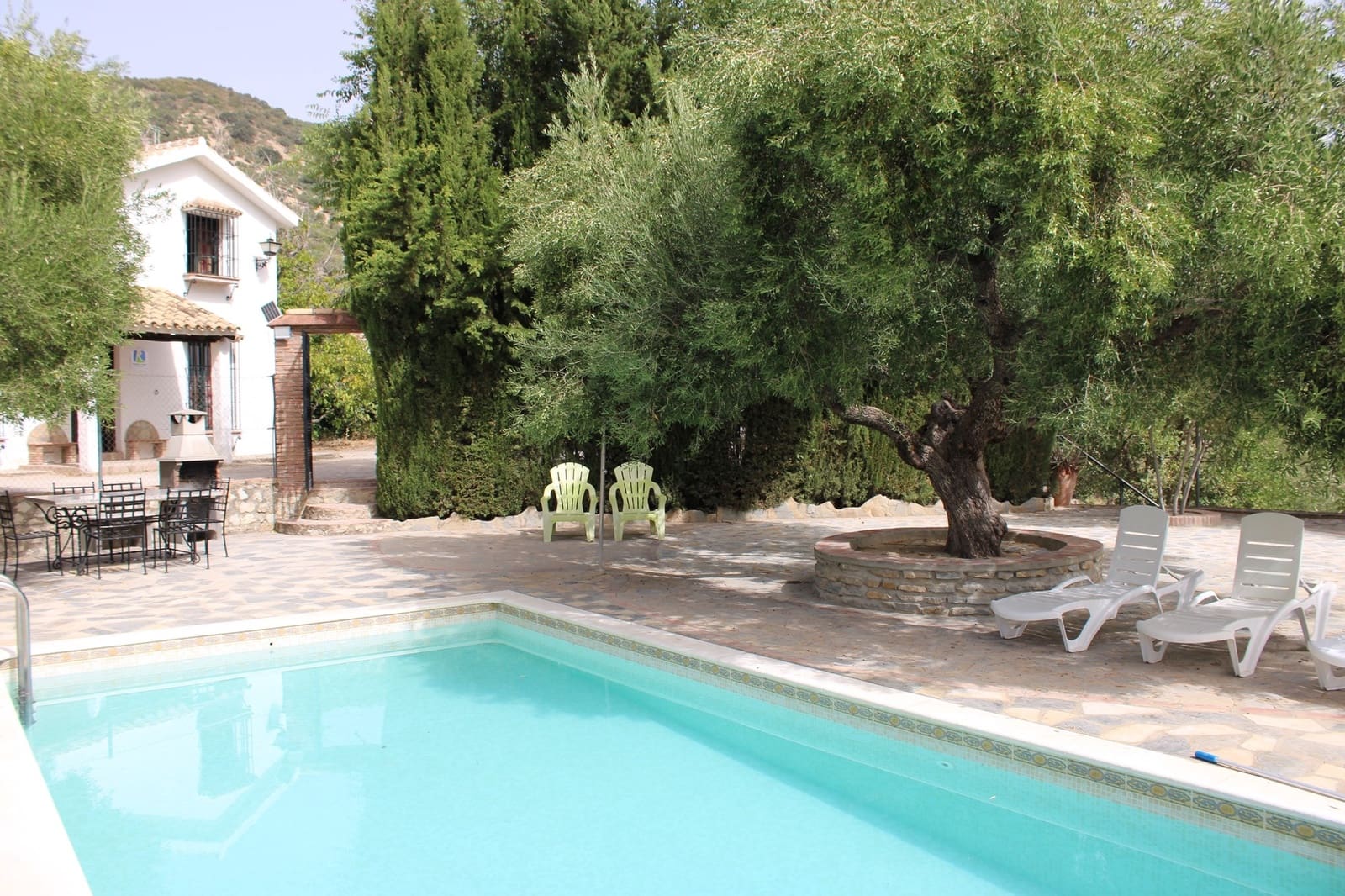 4 slaapkamer Finca/Landhuis te koop in Zahara de la Sierra met zwembad - € 530.000 (Ref: 8912300)