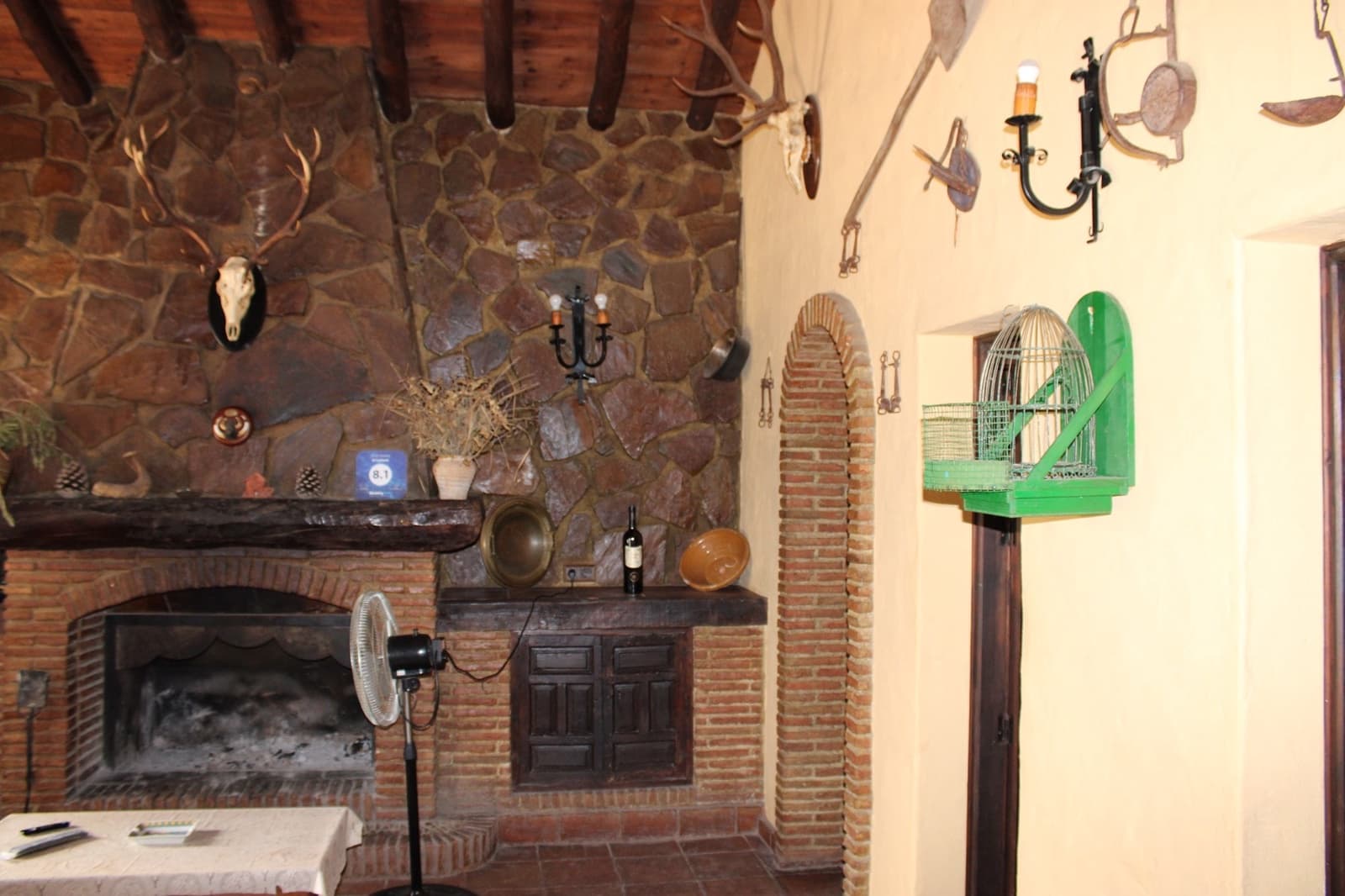 4 slaapkamer Finca/Landhuis te koop in Zahara de la Sierra met zwembad - € 530.000 (Ref: 8912300)