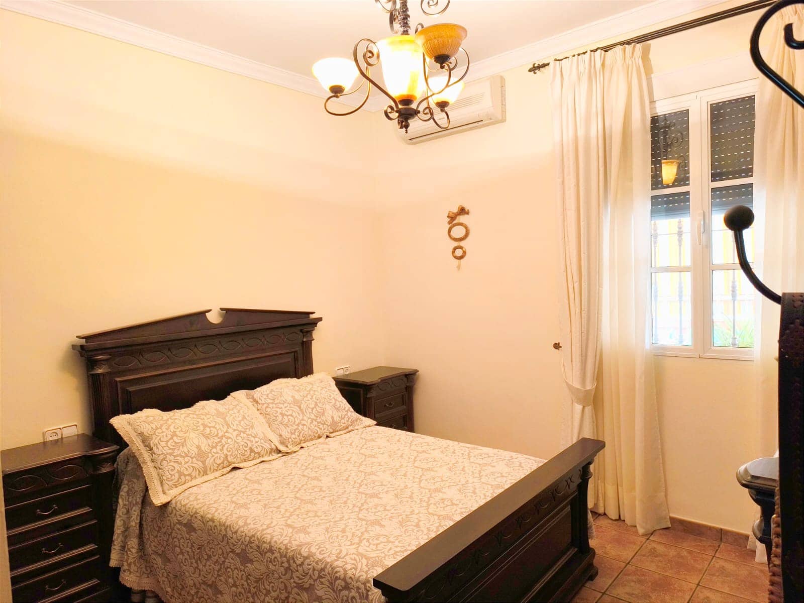 5 sypialnia Finka/Dom wiejski na sprzedaż w Setenil de las Bodegas z basenem - 650 000 € (Ref: 8912307)