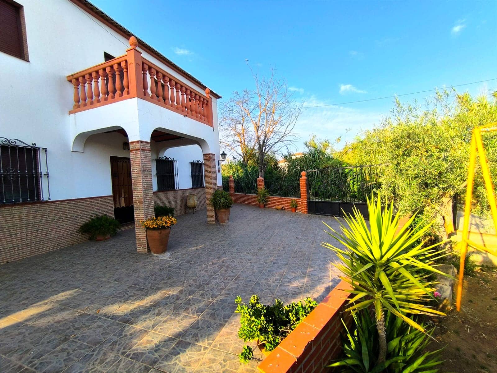 5 sypialnia Finka/Dom wiejski na sprzedaż w Setenil de las Bodegas z basenem - 650 000 € (Ref: 8912307)