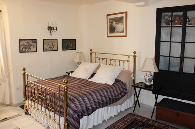 5 soveværelse Byhus til salg i Ronda - € 750.000 (Ref: 8912309)