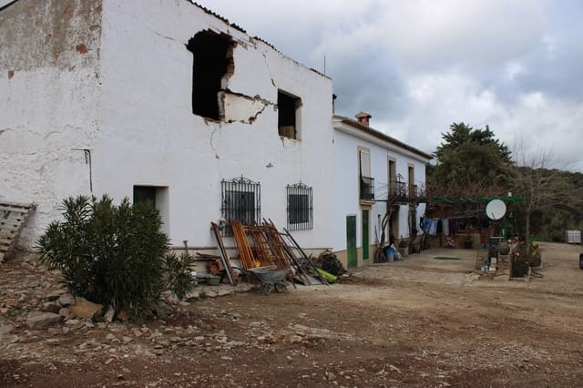 6 soveværelse Finca/Landehus til salg i Montejaque med swimmingpool - € 1.600.000 (Ref: 8912312)