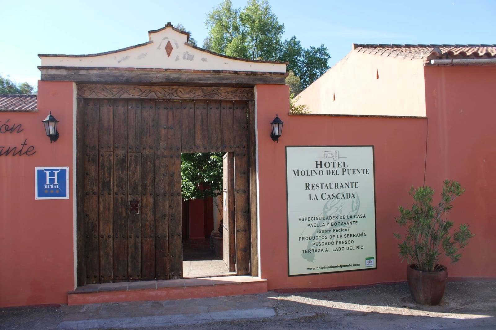 15 soveværelse Hotel til salg i Ronda med swimmingpool - € 1.350.000 (Ref: 8912313)