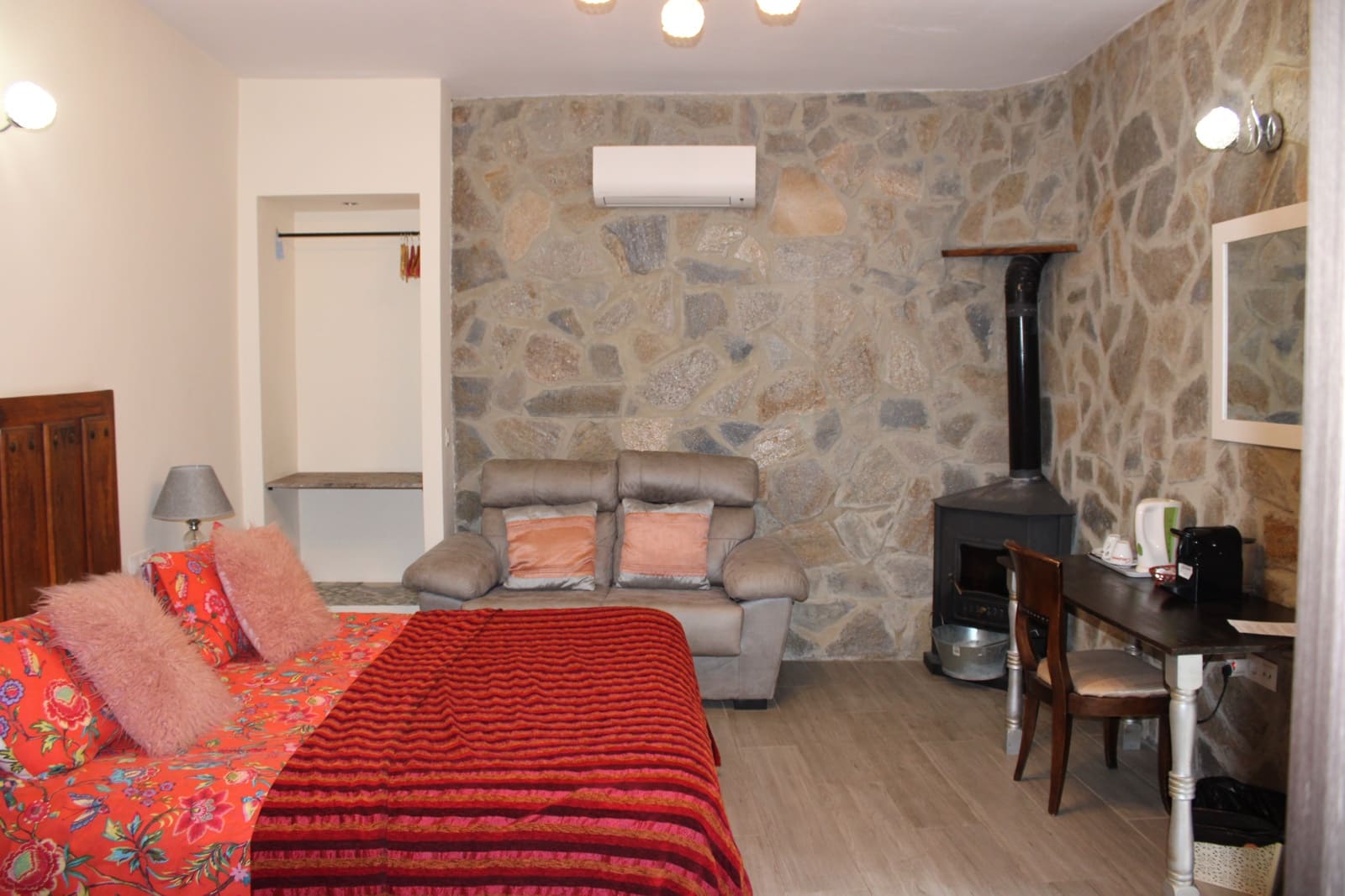 15 quarto Hotel para venda em Ronda com piscina garagem - 1 150 000 € (Ref: 8912313)