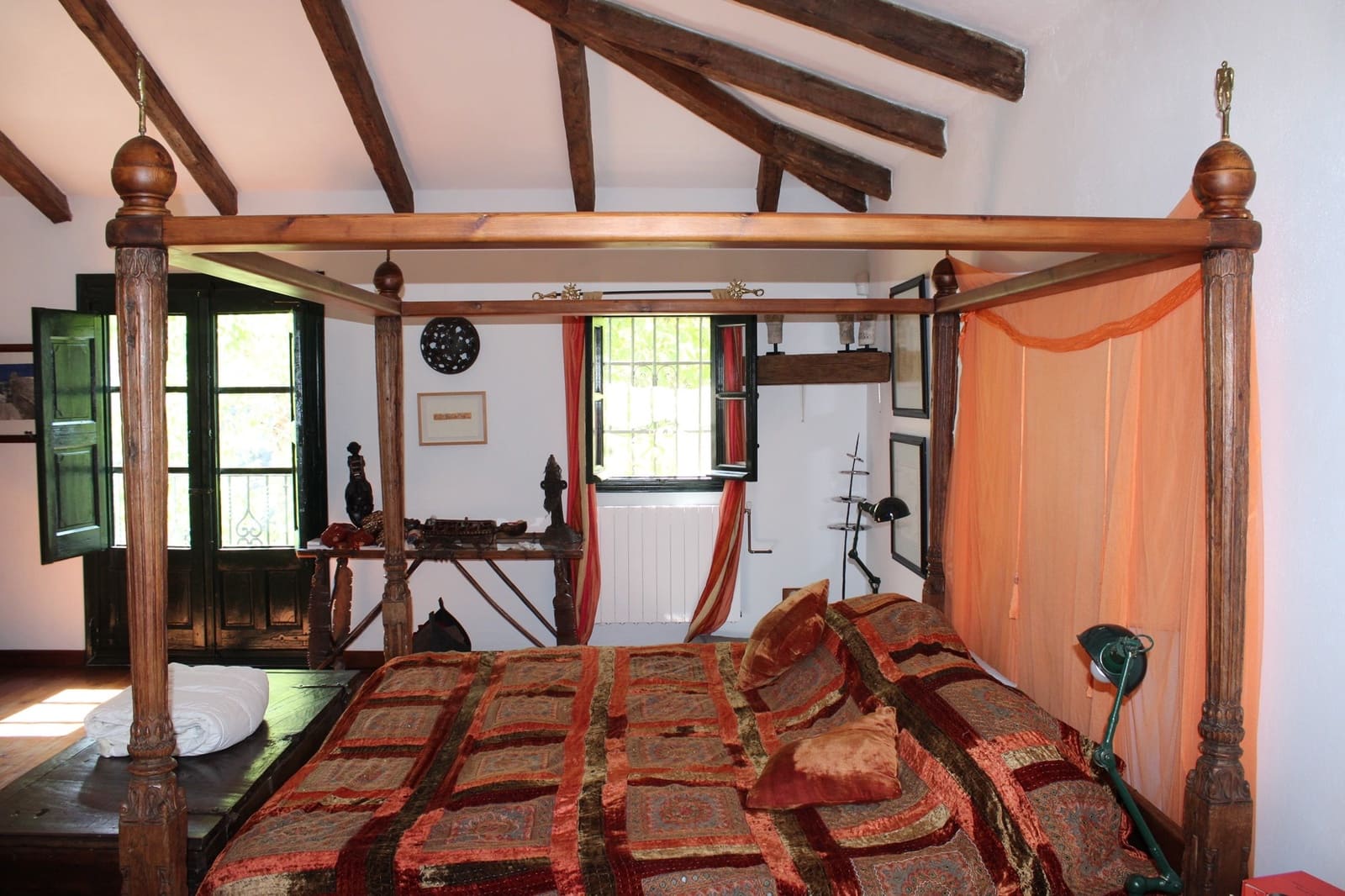 4 soveværelse Finca/Landehus til salg i Benaojan med swimmingpool - € 3.200.000 (Ref: 8912314)