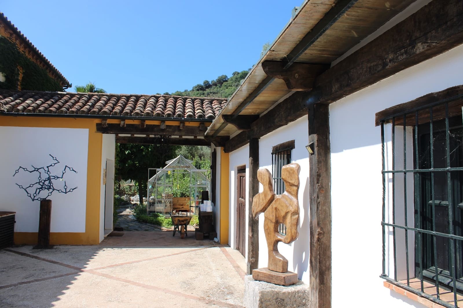 4 soveværelse Finca/Landehus til salg i Benaojan med swimmingpool - € 3.200.000 (Ref: 8912314)