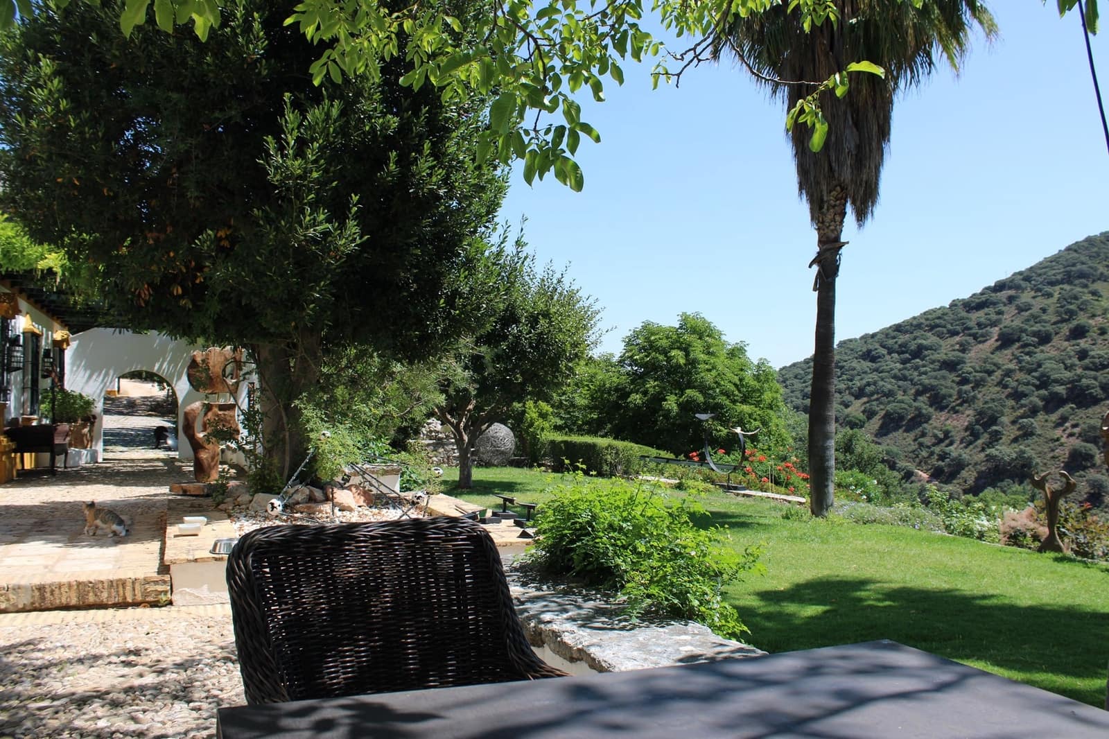 4 soveværelse Finca/Landehus til salg i Benaojan med swimmingpool - € 3.200.000 (Ref: 8912314)