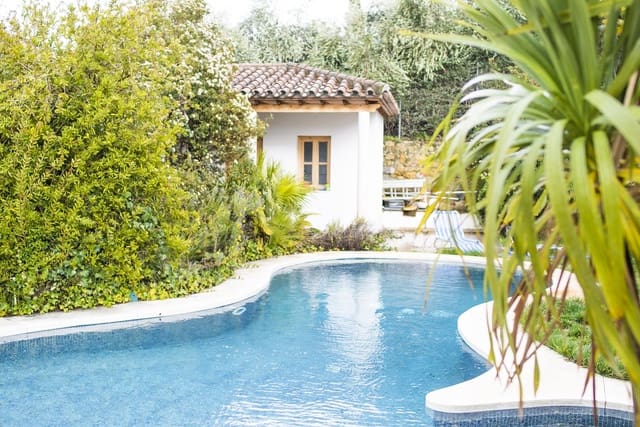 5 soveværelse Byhus til salg i Ronda med swimmingpool - € 840.000 (Ref: 8912315)