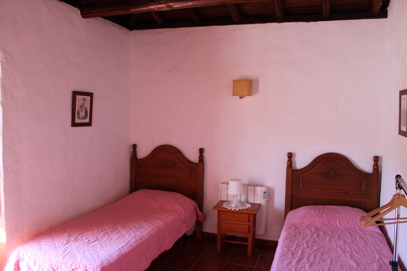 5 soveværelse Finca/Landehus til salg i Jubrique med swimmingpool - € 400.000 (Ref: 8916722)