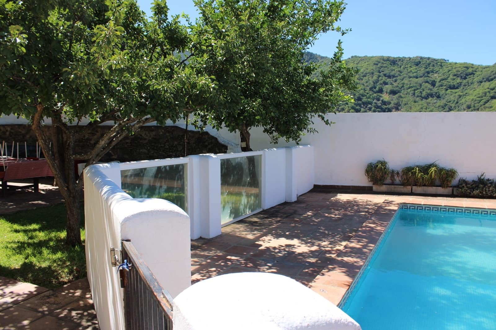 5 soveværelse Finca/Landehus til salg i Jubrique med swimmingpool - € 400.000 (Ref: 8916722)