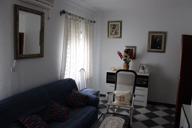 5 soveværelse Byhus til salg i Benaoján - € 96.000 (Ref: 8920158)