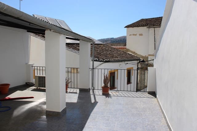 5 soveværelse Byhus til salg i Benaoján - € 96.000 (Ref: 8920158)