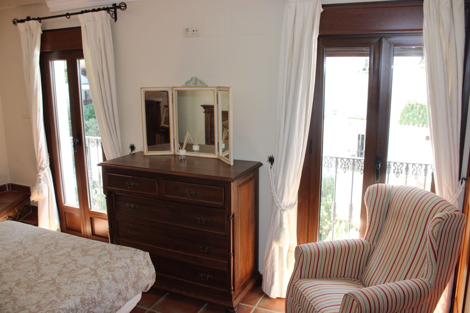 3 bedroom Townhouse for sale in Setenil de las Bodegas - € 120,000 (Ref: 8920161)