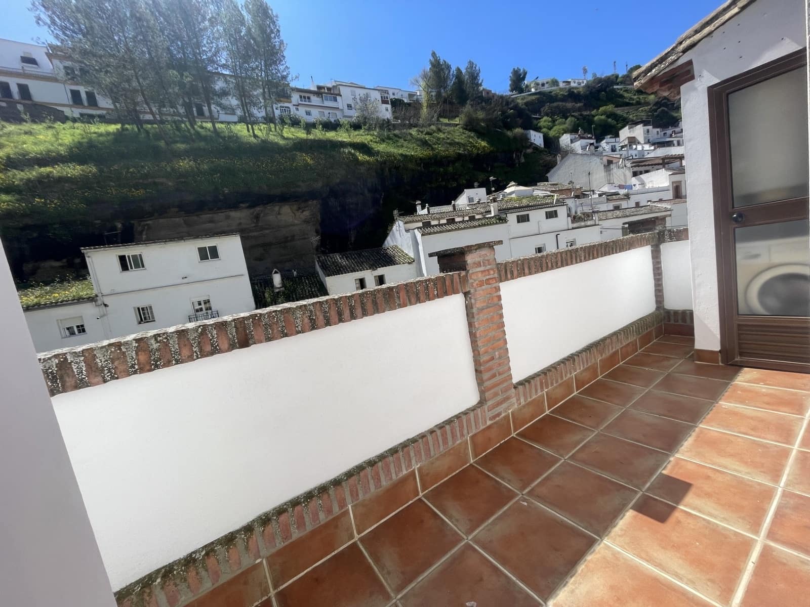 3 soveværelse Byhus til salg i Setenil de las Bodegas - € 120.000 (Ref: 8920161)