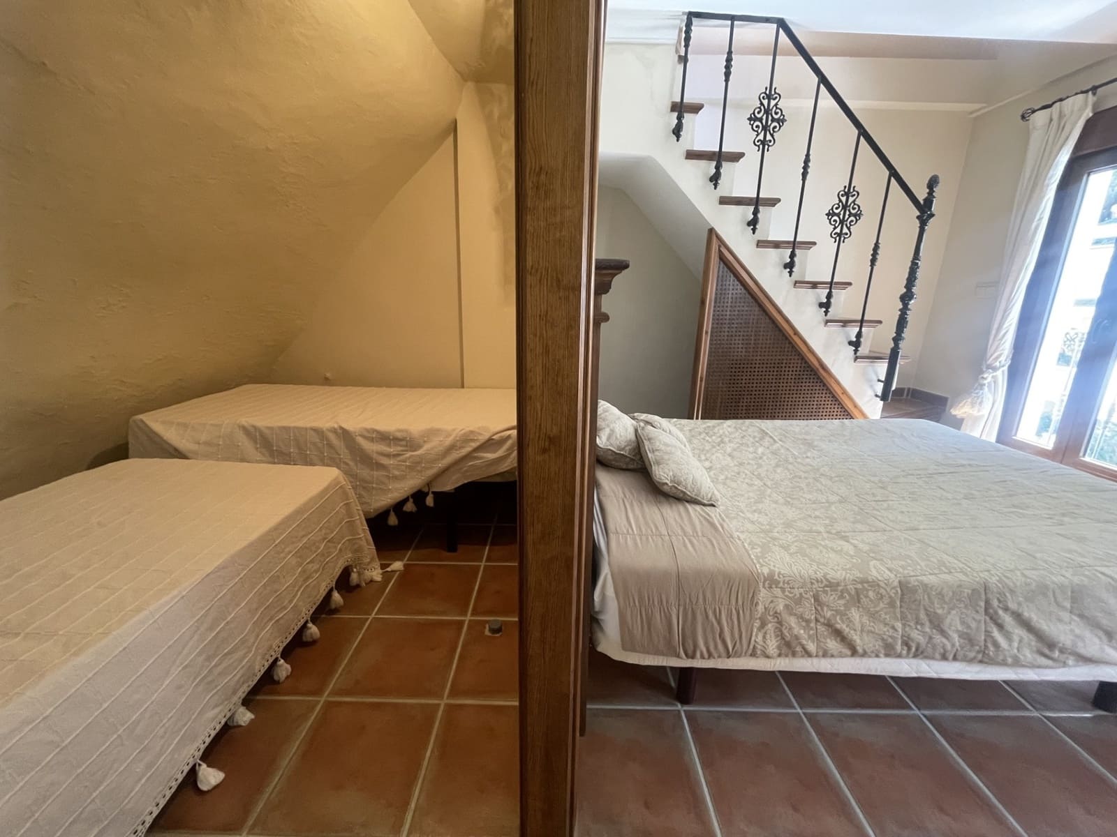 3 bedroom Townhouse for sale in Setenil de las Bodegas - € 120,000 (Ref: 8920161)