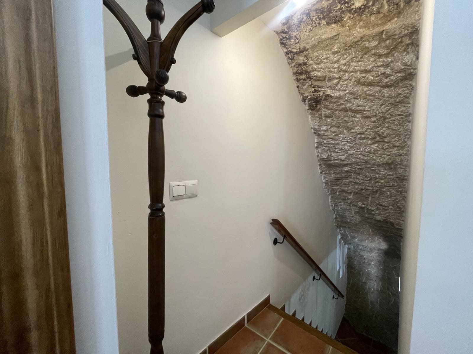 3 bedroom Townhouse for sale in Setenil de las Bodegas - € 120,000 (Ref: 8920161)