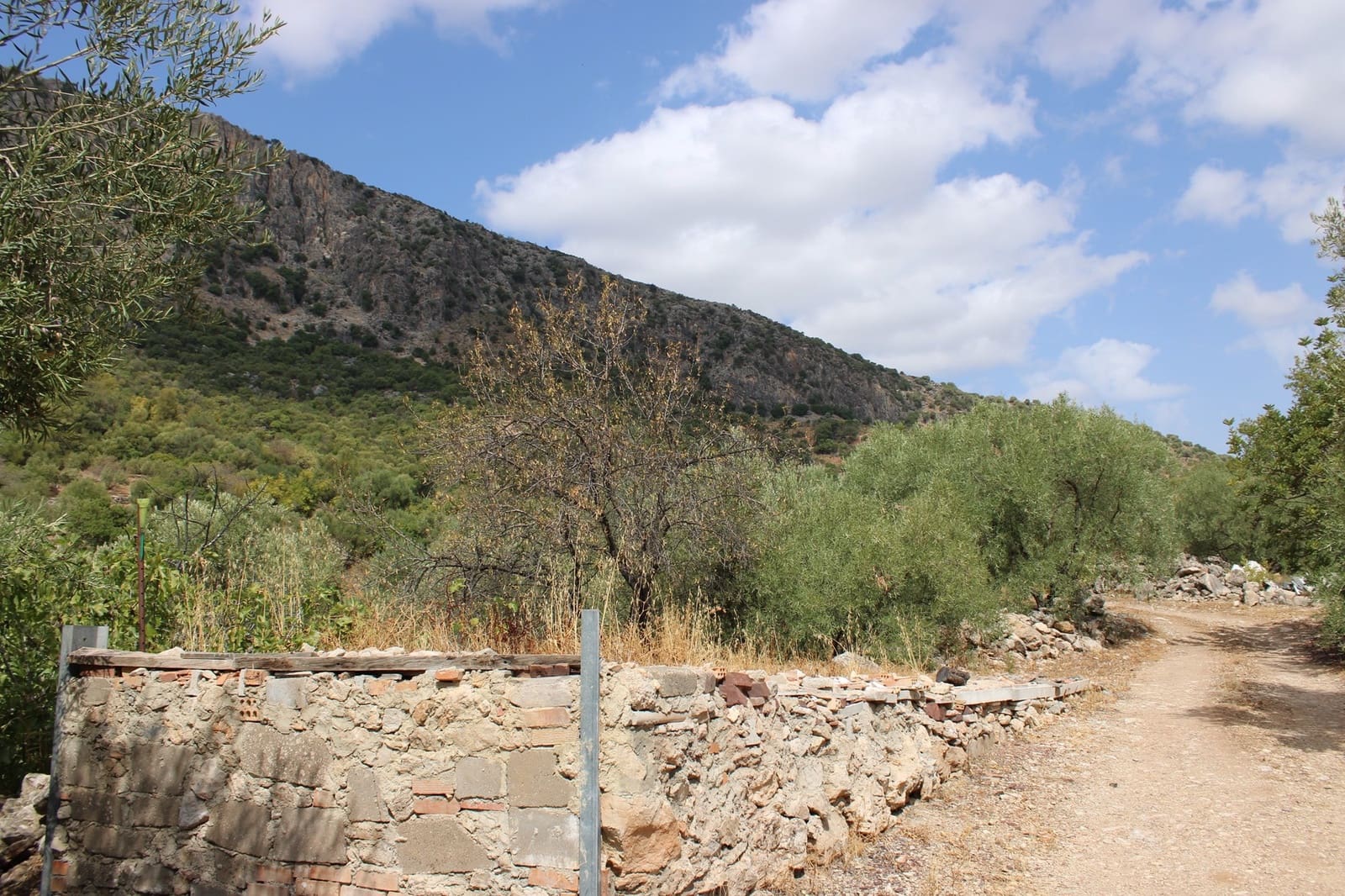 2 soveværelse Finca/Landehus til salg i El Gastor - € 160.000 (Ref: 8940181)