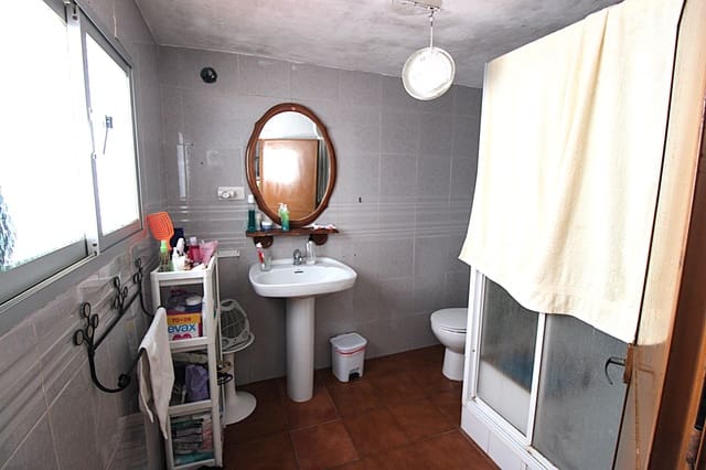 5 quarto Casa em Banda para venda em Grazalema - 155 000 € (Ref: 8940187)
