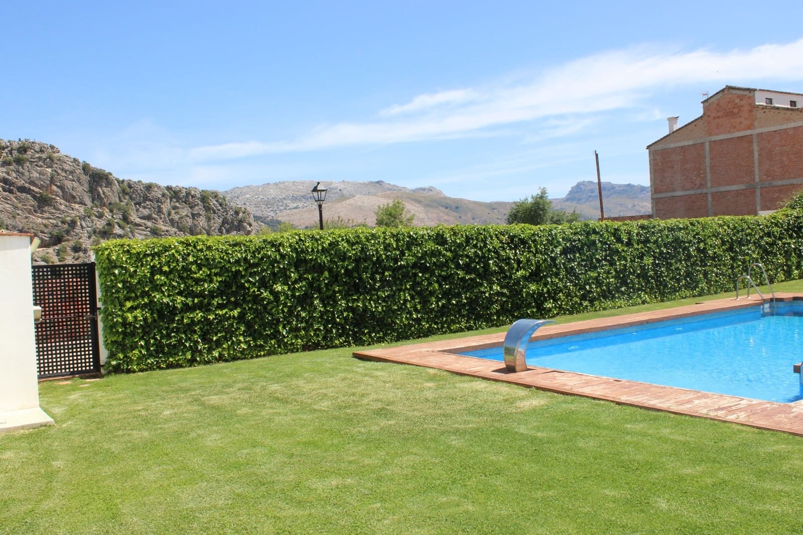 3 soveværelse Byhus til salg i Montejaque med swimmingpool - € 160.000 (Ref: 8940189)