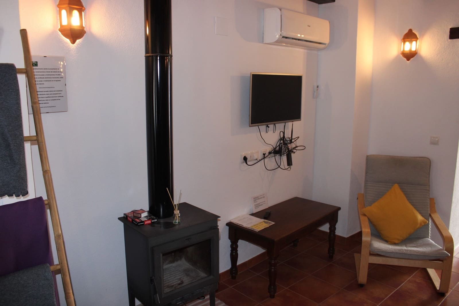 3 soveværelse Byhus til salg i Zahara de la Sierra - € 160.000 (Ref: 8940192)